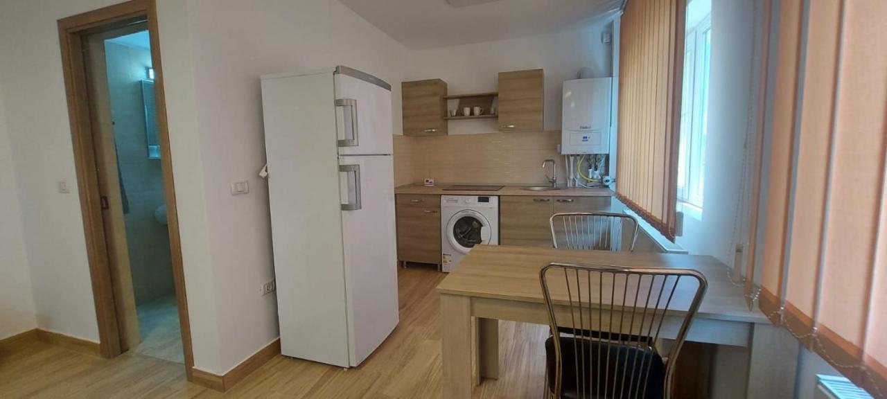 Apartamente Livada Râmnicu Vâlcea Εξωτερικό φωτογραφία